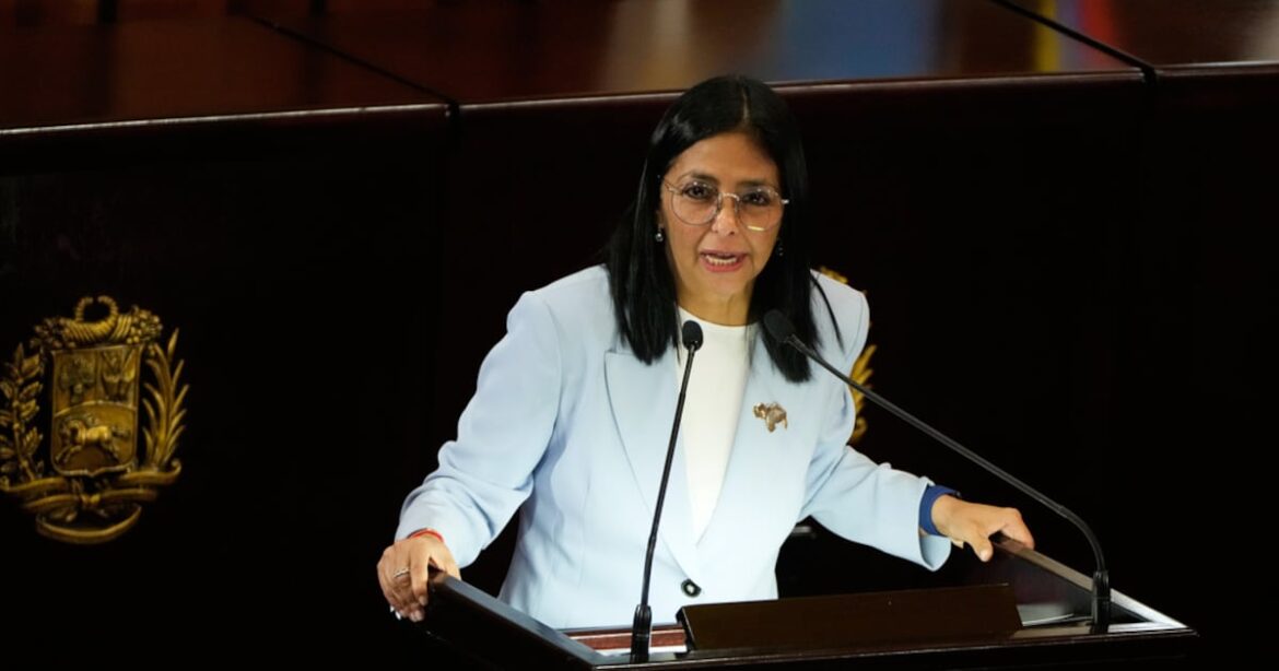 Gobierno de Trump instruyó pausar investigaciones contra Delcy Rodríguez
