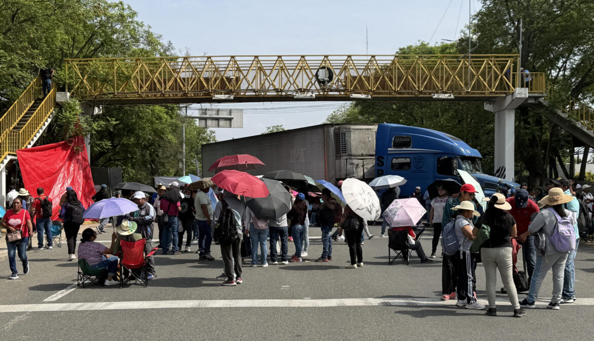 Suspende CNTE diálogo con Segob tras reportar disparos contra maestros en Villa de Mitla