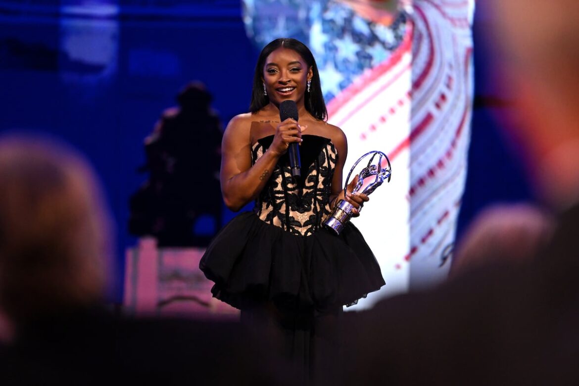 Simone Biles estima en 50% su regreso a los Juegos Olímpicos de 2028