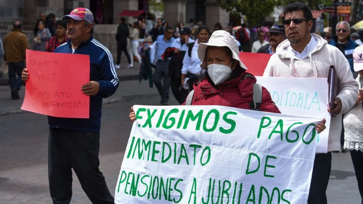 Fallas en Cablebús, marchas en CDMX y cierre vial en Tijuana afectan la movilidad