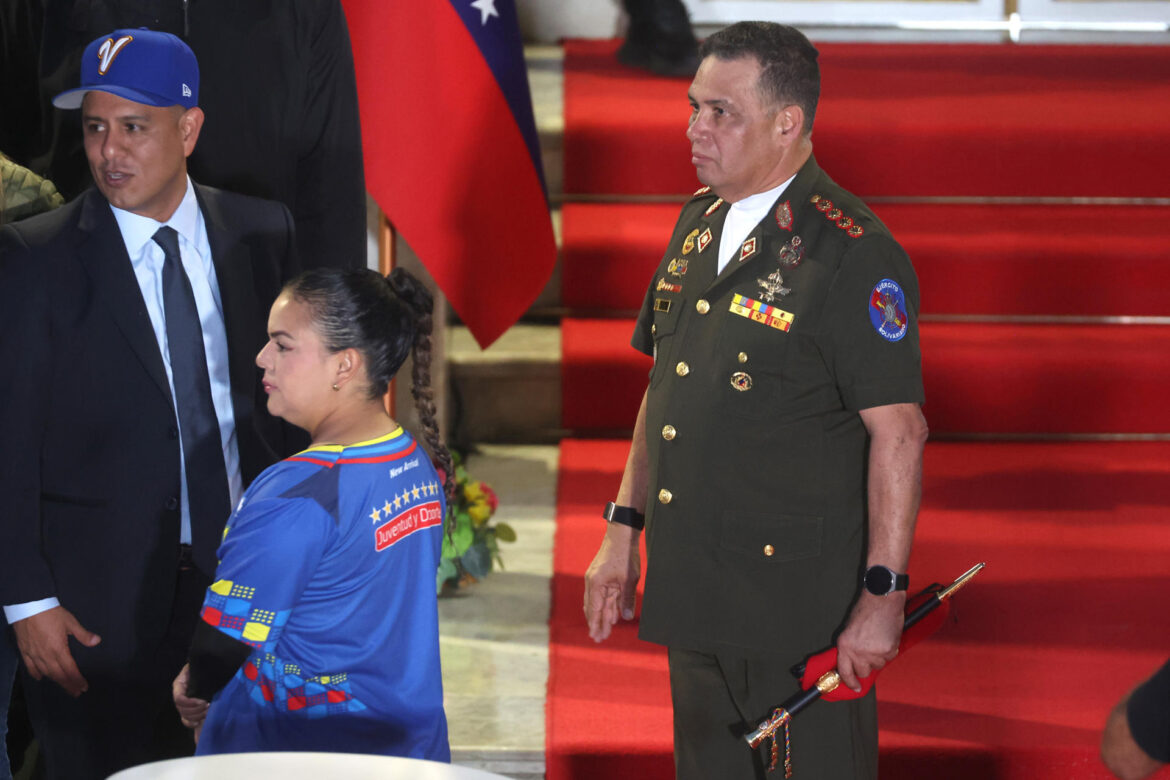 Ministro de Defensa de Venezuela declara que la soberanía del país no es negociable
