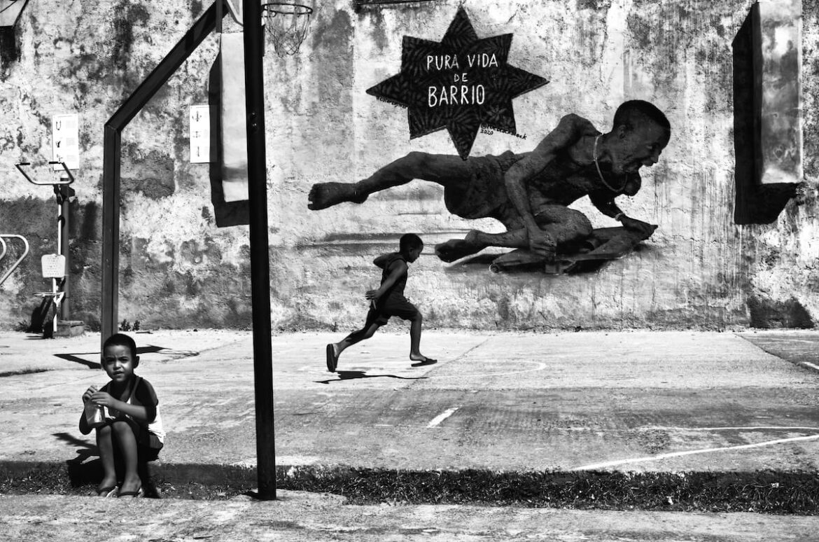 Exposición ‘Aún nos queda el alma. La Habana’ llega al Ateneo de Madrid
