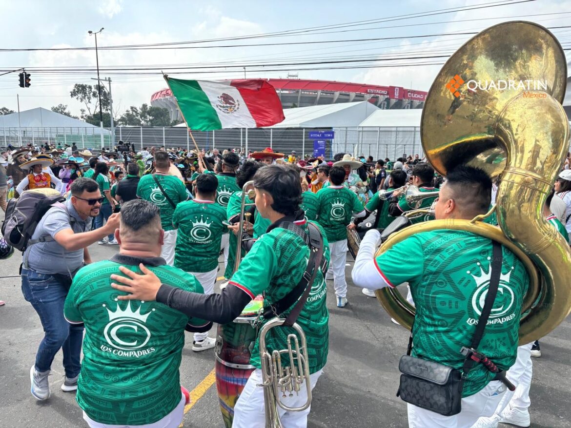 Sheinbaum entrega boletos del Mundial en San Luis Potosí y define posible encuentro con el Rey de España