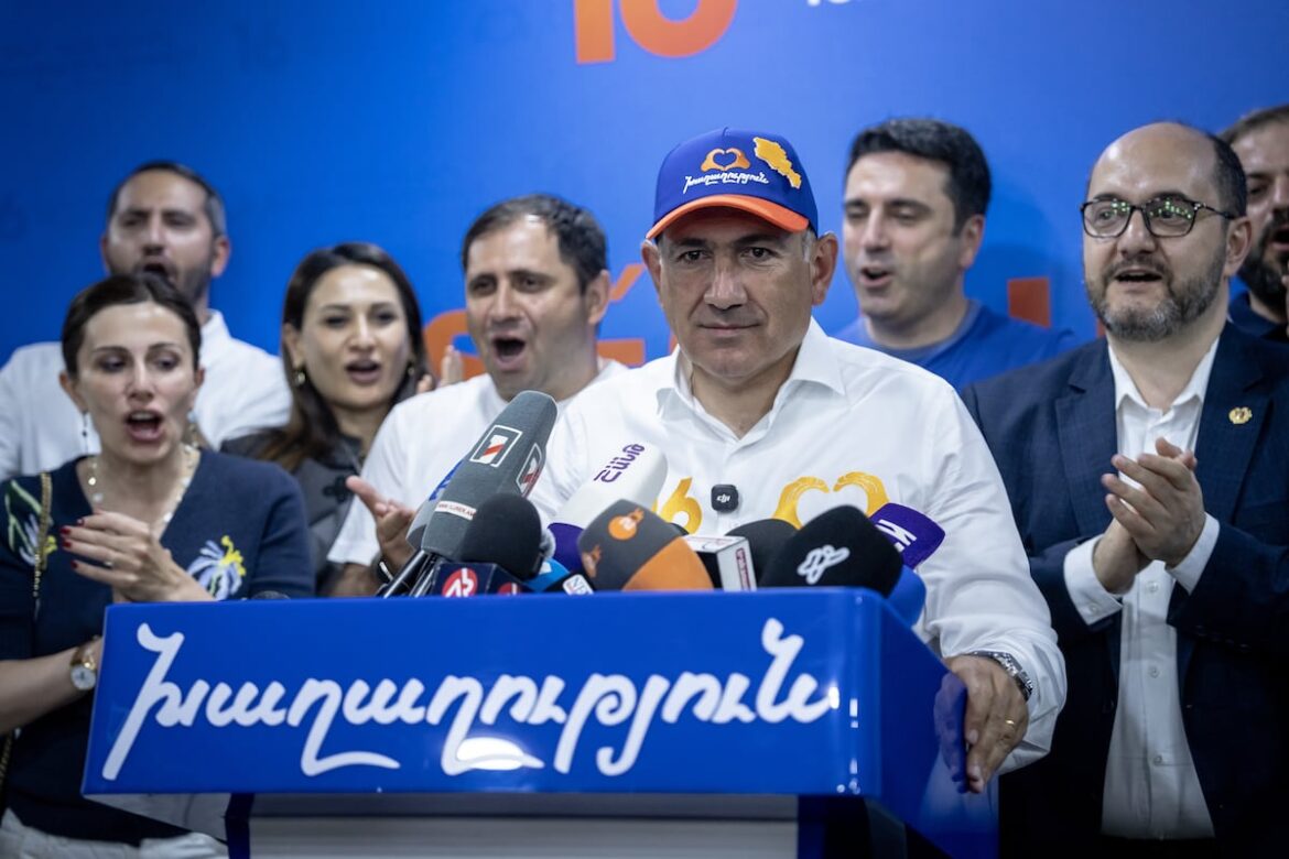 Nikol Pashinián renueva su mandato en Armenia con el 49,8% de los votos