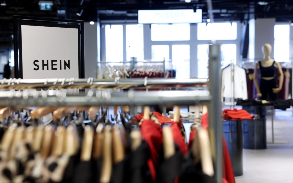 Francia aprueba ley para penalizar la moda ultrarrápida y frenar a plataformas asiáticas
