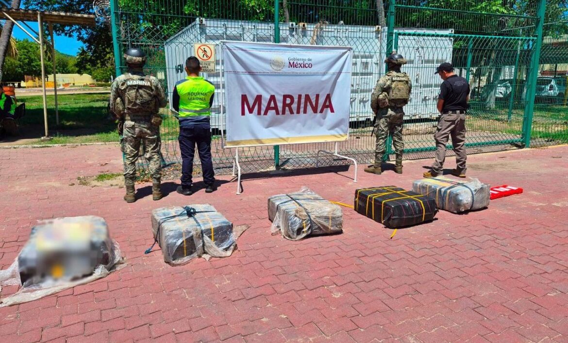 Asegura Semar 270 kilos de cocaína y detiene a dos migrantes en Manzanillo