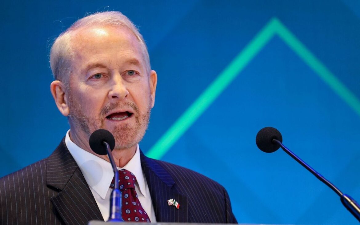 Sheinbaum pide a embajador de EE.UU. no intervenir en política interna de México