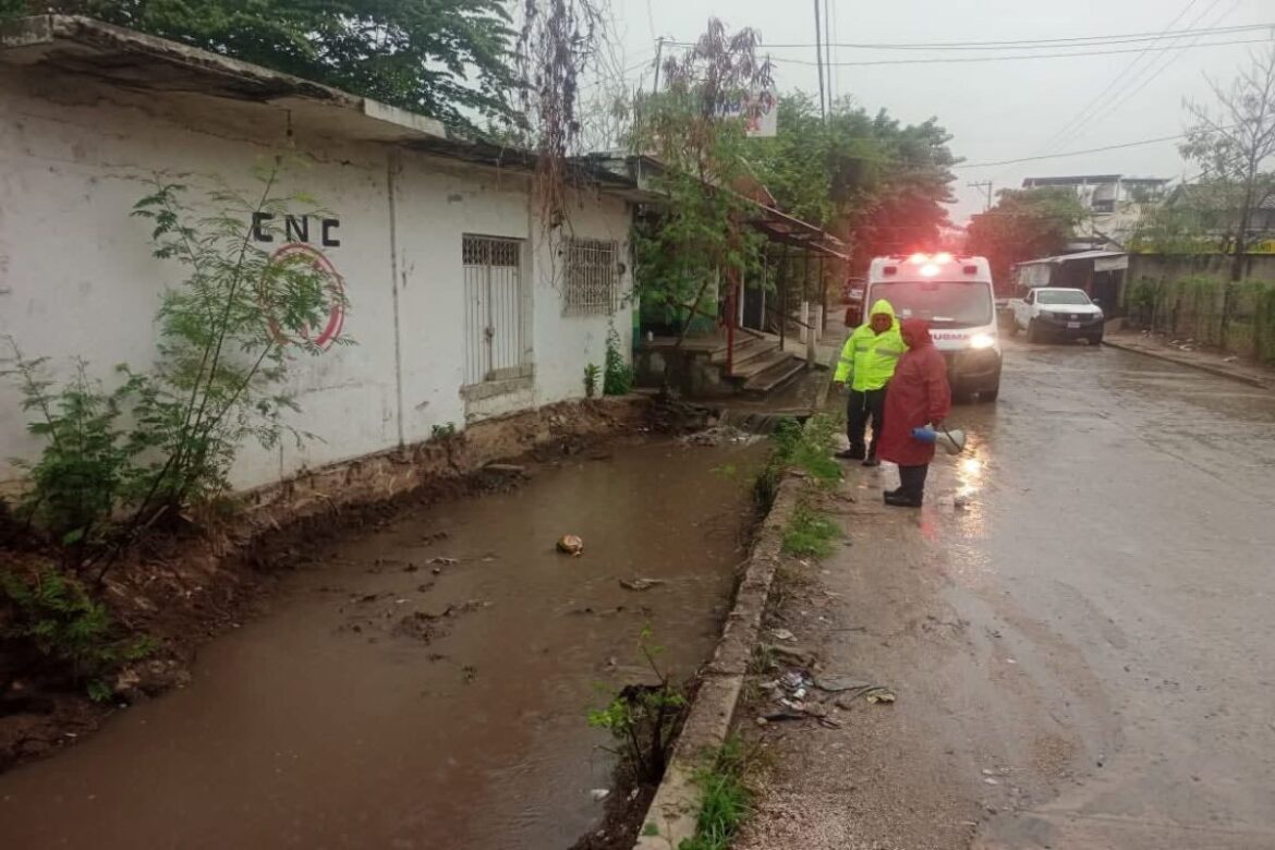 Suspenden clases en seis regiones de Guerrero por tormenta tropical Boris; Sheinbaum llama a extremar precauciones