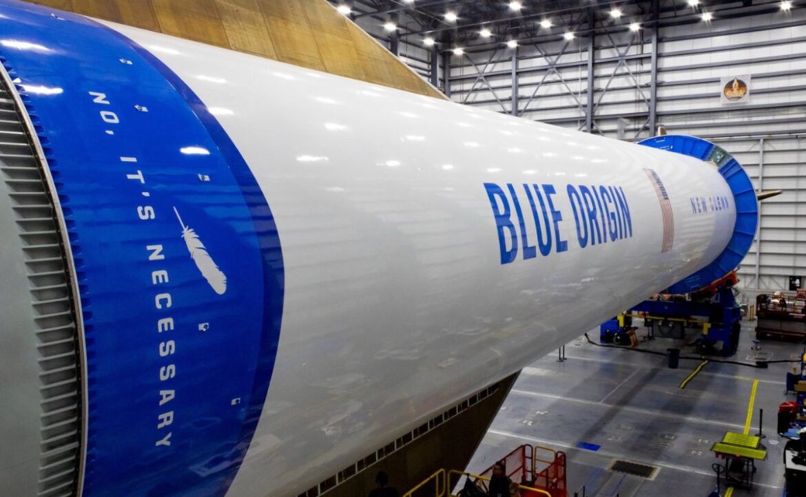 Blue Origin mantiene lanzamiento de New Glenn este año pese a explosión en prueba
