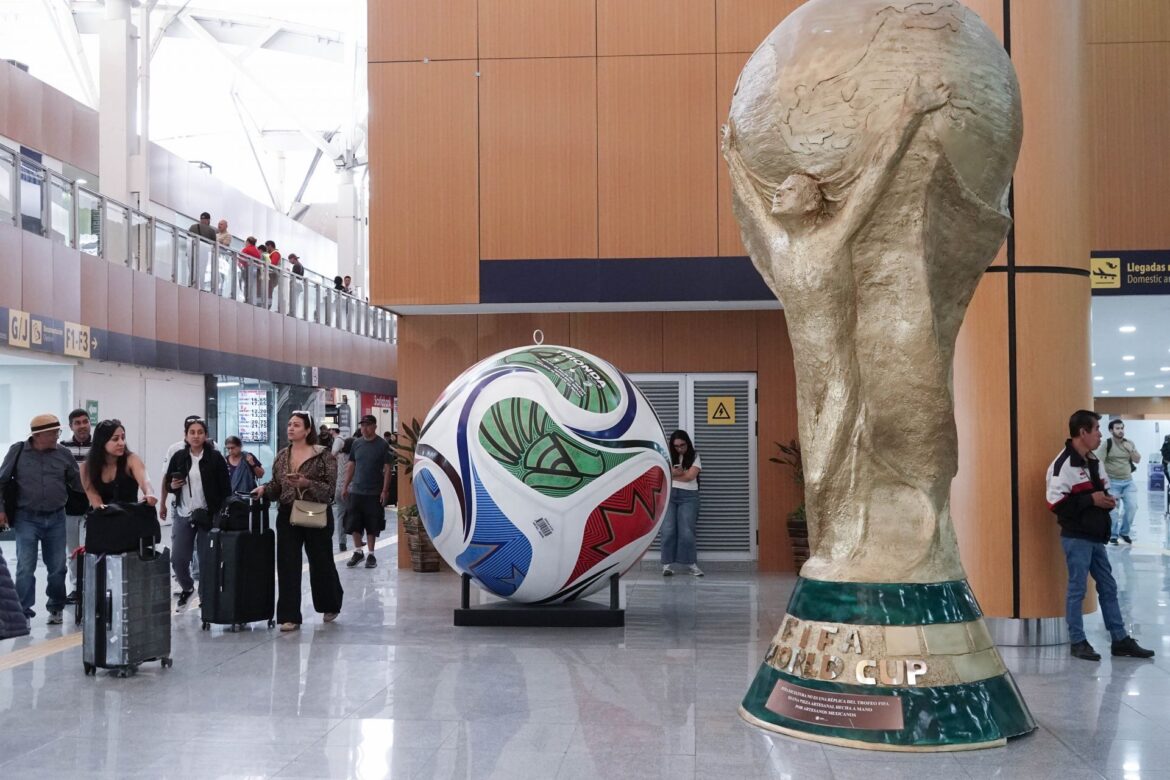 Lanzan campaña contra fraudes para el Mundial 2026 mientras crecen críticas por precios de boletos