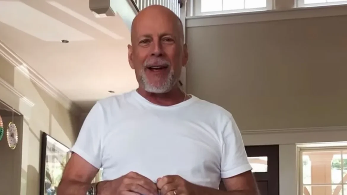 Bruce Willis reaparece en video por el cumpleaños 50 de su esposa Emma Heming