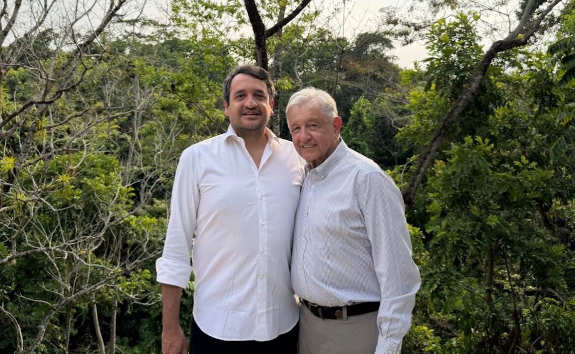 Hijos de AMLO aparecen en público: uno cena con ‘Salt Bae’ y otro anuncia candidatura