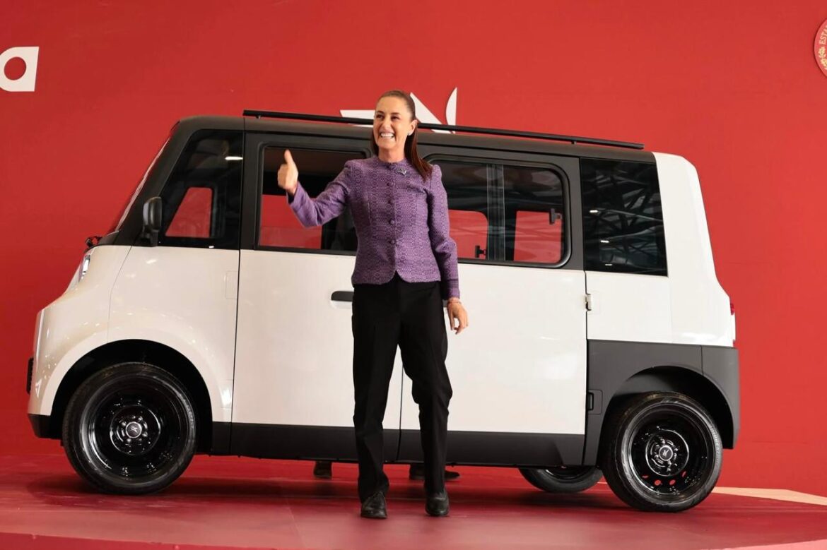 Claudia Sheinbaum presenta Olinia, el primer auto eléctrico 100% mexicano; Puebla se suma al proyecto estratégico
