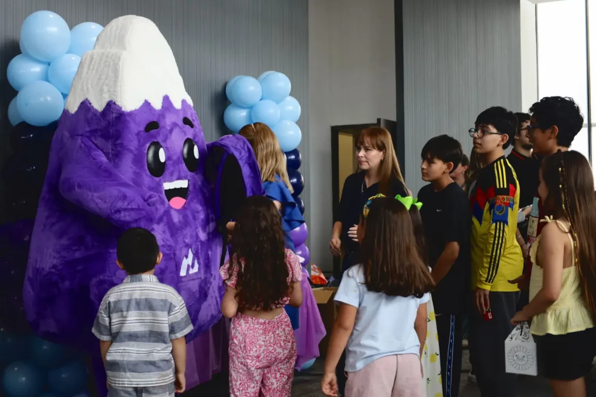 Fundación CIMA x Ti beneficia a hijos de colaboradores y presenta a Cimita