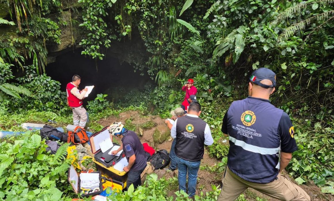 Localizan cuarto y último cuerpo en gruta de Chichicazapan; siete personas ya fueron ubicadas