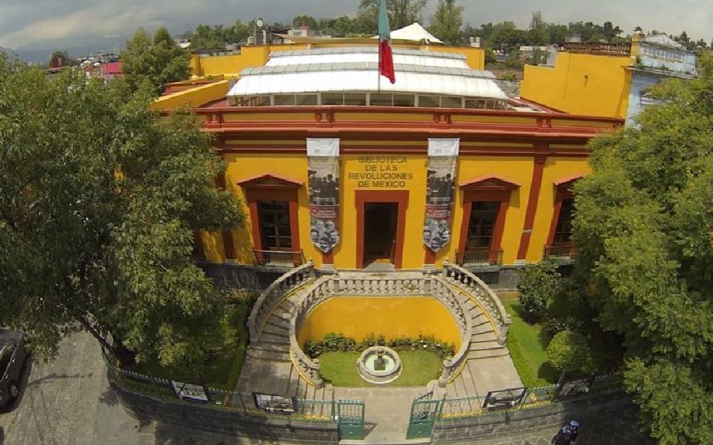 INEHRM se convierte en centro de estudios de posgrado y pasa a la Secihti