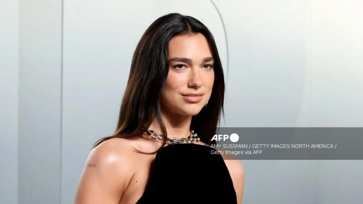 Dua Lipa califica de ‘inspiradoras’ las protestas en Albania contra proyecto turístico vinculado a la familia Trump