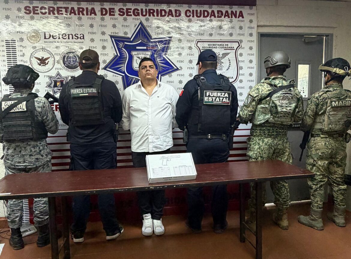 Capturan en Mexicali a ex policía vinculado con ‘Los Rusos’