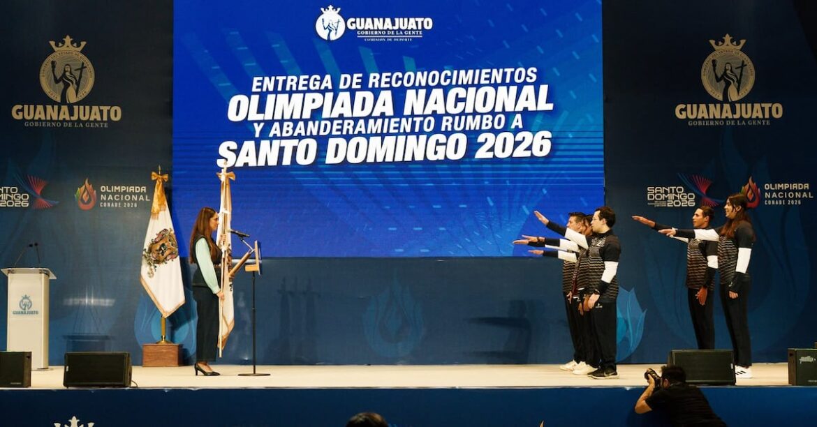 Inaugura gobernadora de Guanajuato Primer Congreso del Comercio con 900 participantes