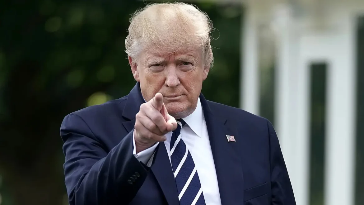 Trump se burla de la pronunciación de Sheinbaum y llama ‘Mexijo’ a México en evento de GM