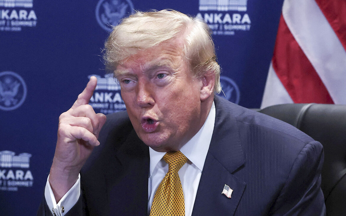 Trump da por terminado alto al fuego con Irán y califica a sus líderes de ‘escoria’