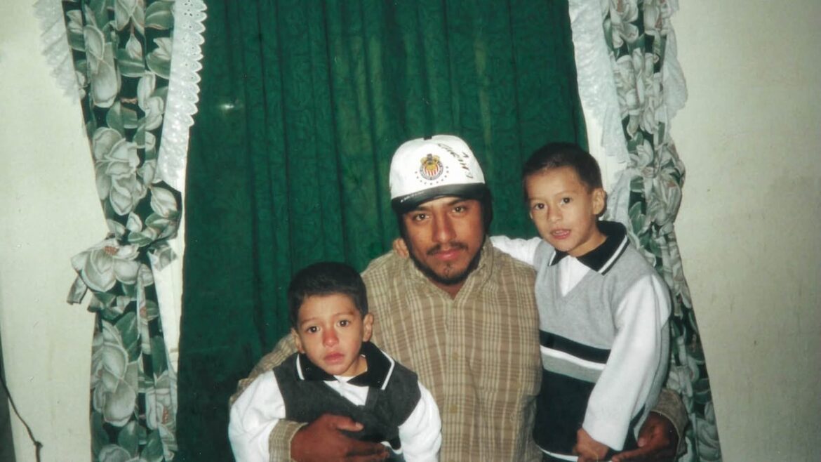 Exigen respeto al debido proceso por muerte de mexicano bajo custodia del ICE