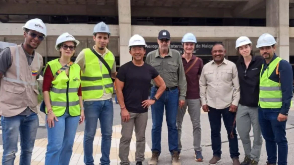Ingeniero japonés Hideki Kit Miyamoto trabaja en la reconstrucción de La Guaira tras sismos
