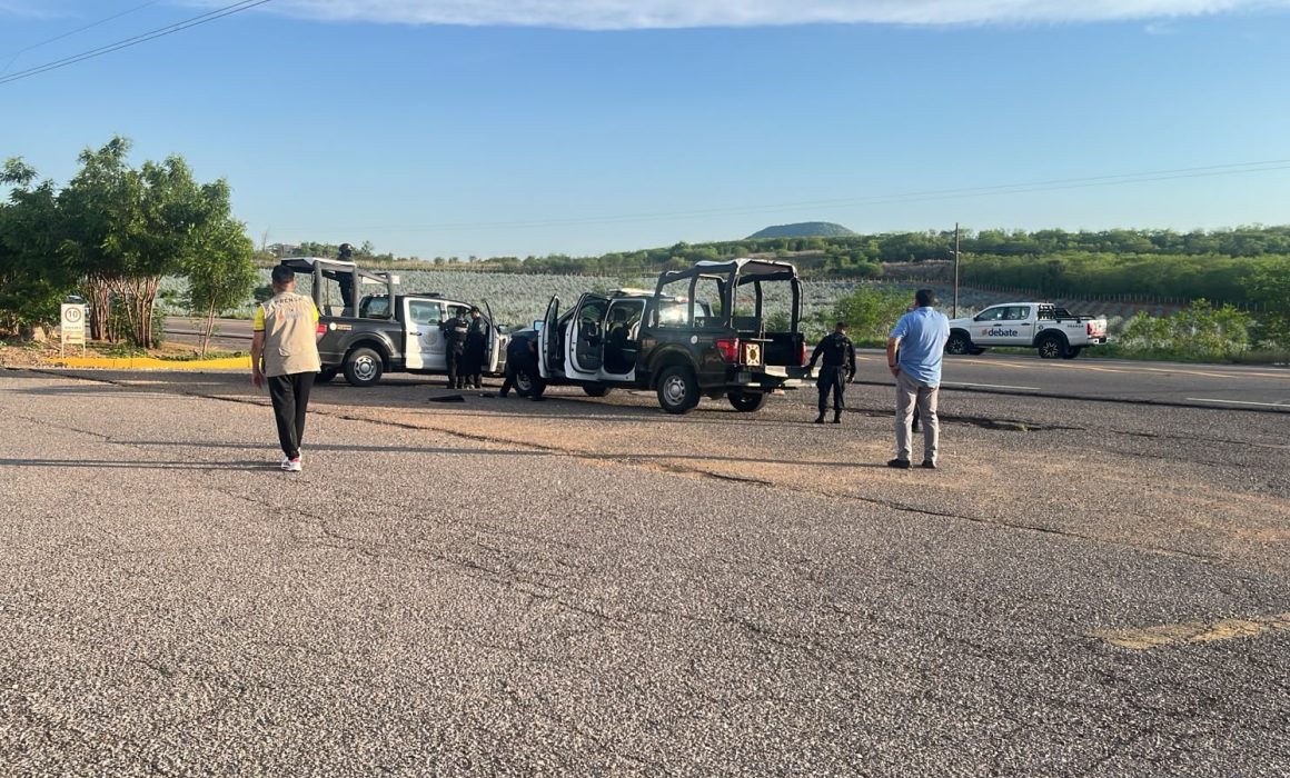 Enfrentamiento y persecución en Culiacán dejan vehículos dañados por artefactos