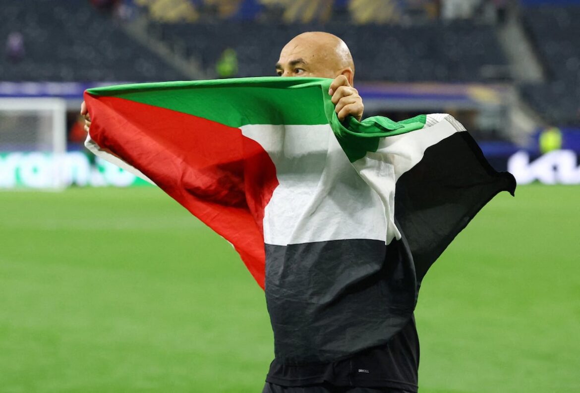 Hossam Hassan insta a futbolistas a enviar mensaje al pueblo palestino antes de enfrentar a Argentina