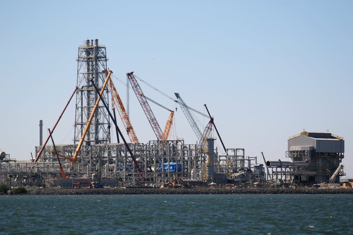 Sheinbaum califica de irreversible la construcción de la planta de amoniaco en Topolobampo