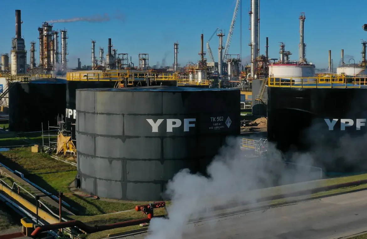 YPF vende Metrogas a Edenor: dos gigantes de la energía argentina bajo un mismo dueño