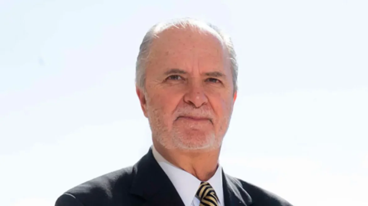 UNAM nombra a Javier de la Fuente como nuevo Secretario General