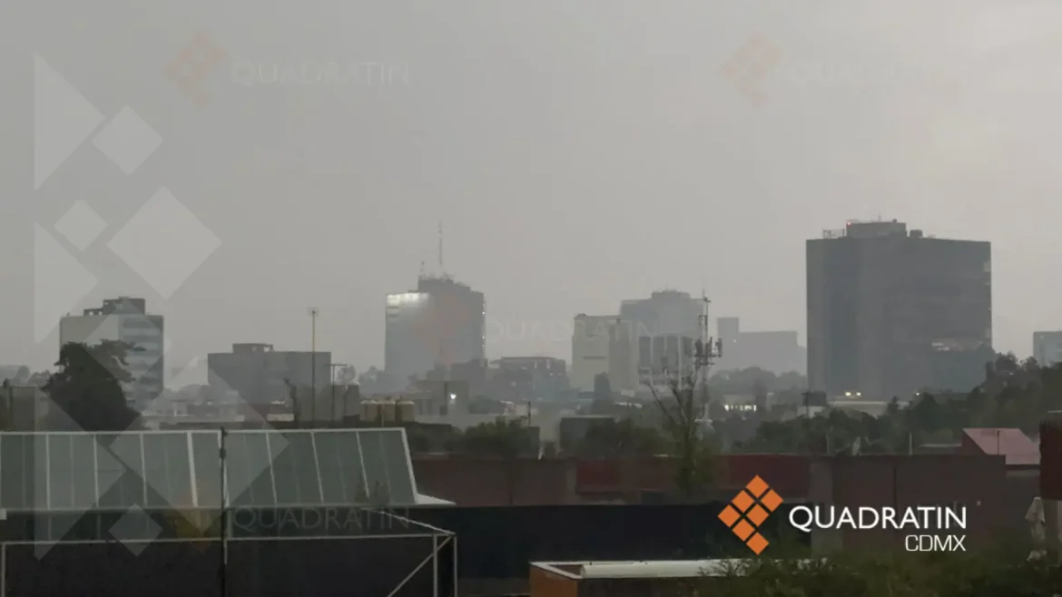 Pronostican lluvias persistentes y posible granizo para esta tarde en CDMX