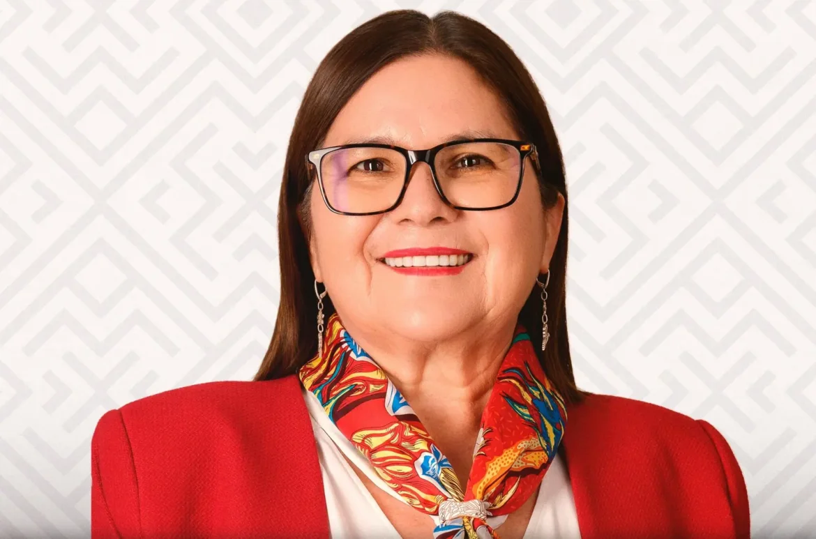 Morena designa a Imelda Castro coordinadora en Sinaloa y exige licencia a Enrique Inzunza