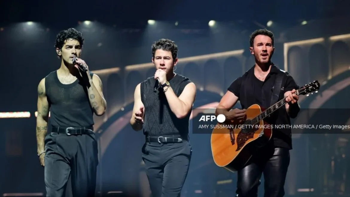 NFL anuncia a los Jonas Brothers para el show de medio tiempo en Melbourne