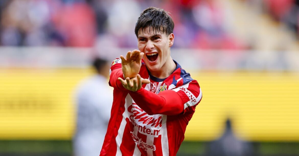 Olympiacos anuncia a Armando ‘Hormiga’ González como nuevo refuerzo