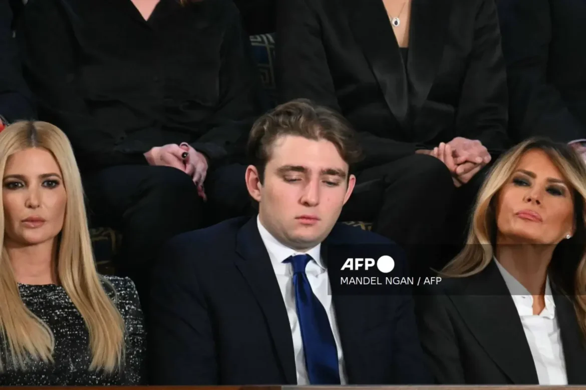 Medios iraníes difunden video con recompensa de 10 millones de dólares por Barron Trump