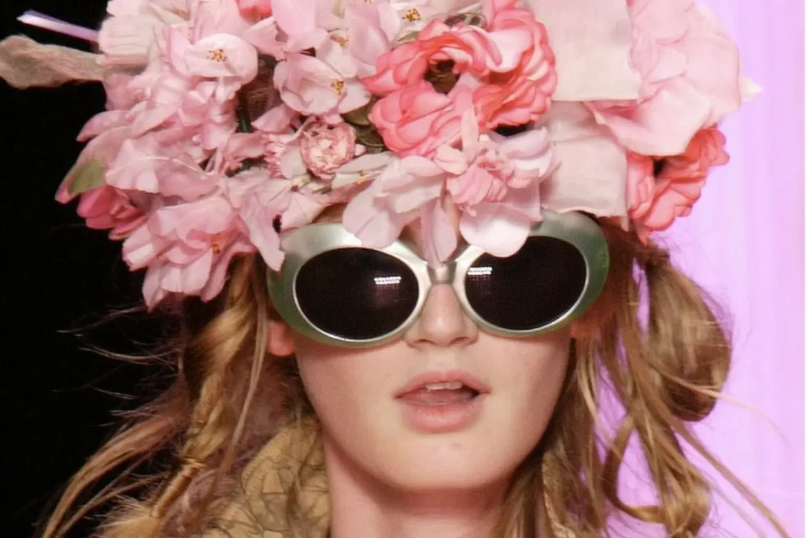 John Galliano será protagonista de la Met Gala 2027 y tendrá exposición en el Met